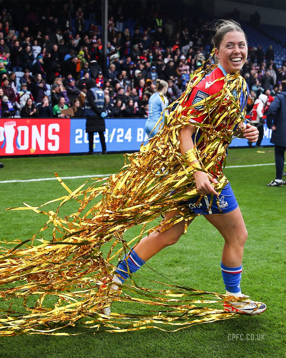 All gold. Everything 😅 #CPFC | @Polly_Doran