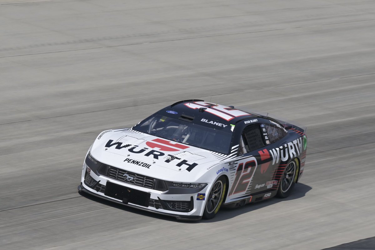 #NASCAR | @blaney leads 45 laps before finishing P4 to lead #Ford in Stage 1 @MonsterMile. @Team_Penske