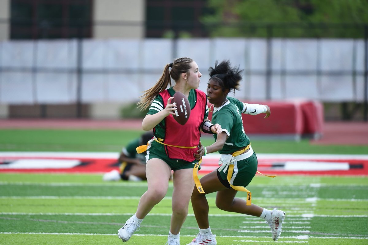 More game action 📸 @pghflagfootball