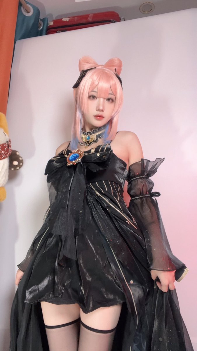 🐠🖤 #GenshinImapct

clothes：@miaowu_cos https://t.co/QEP1UNlxAO