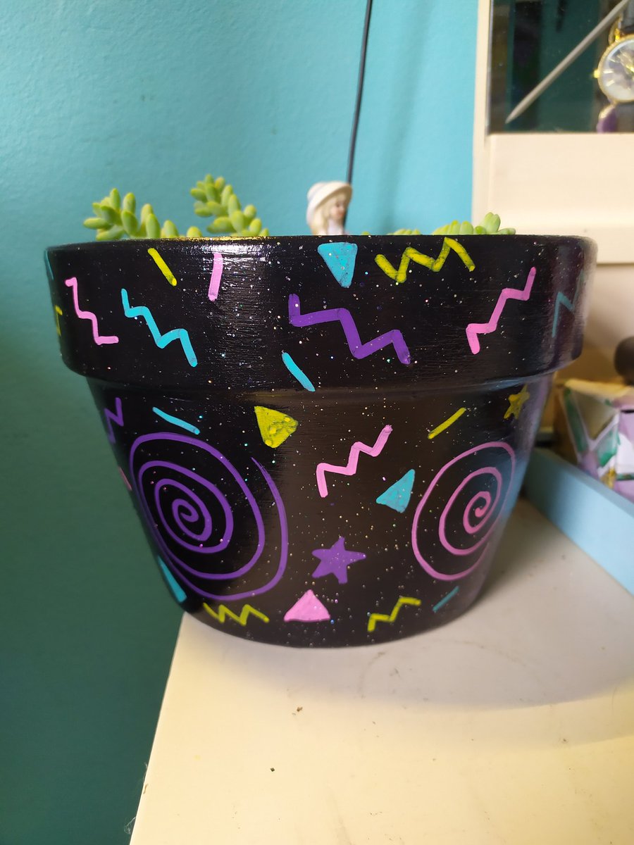 Forgot to post this here 💜 hand painted by me 😁 #art #artist #flowerpot #90s #plantlover
