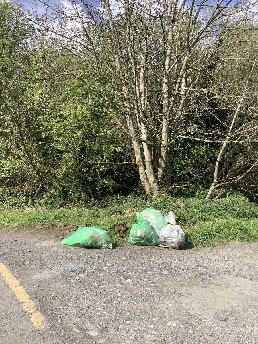 Great community clean up 🫶 Super families all tackling litter & dumping Bog communities sure love our land #Kildareabu ! #antaiscespringclean with 🧤& 🦯🤝thanks all who made this happen The last Drain cycle 🧺🚜