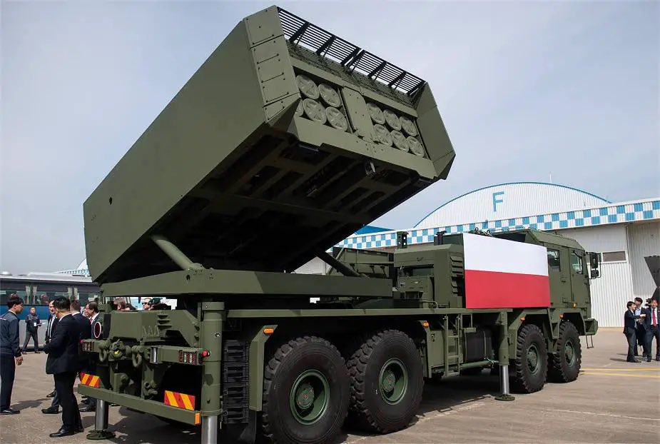 Poland just signed a deal with South Korea to buy another 72 K239 Chunmoo multiple rocket launchers for USD 1.6 billion.

They will come on top of the 218 Chunmoos bought in 2022.

The deal includes CTM-290 long-range guided missiles and technology transfer for production in 🇵🇱