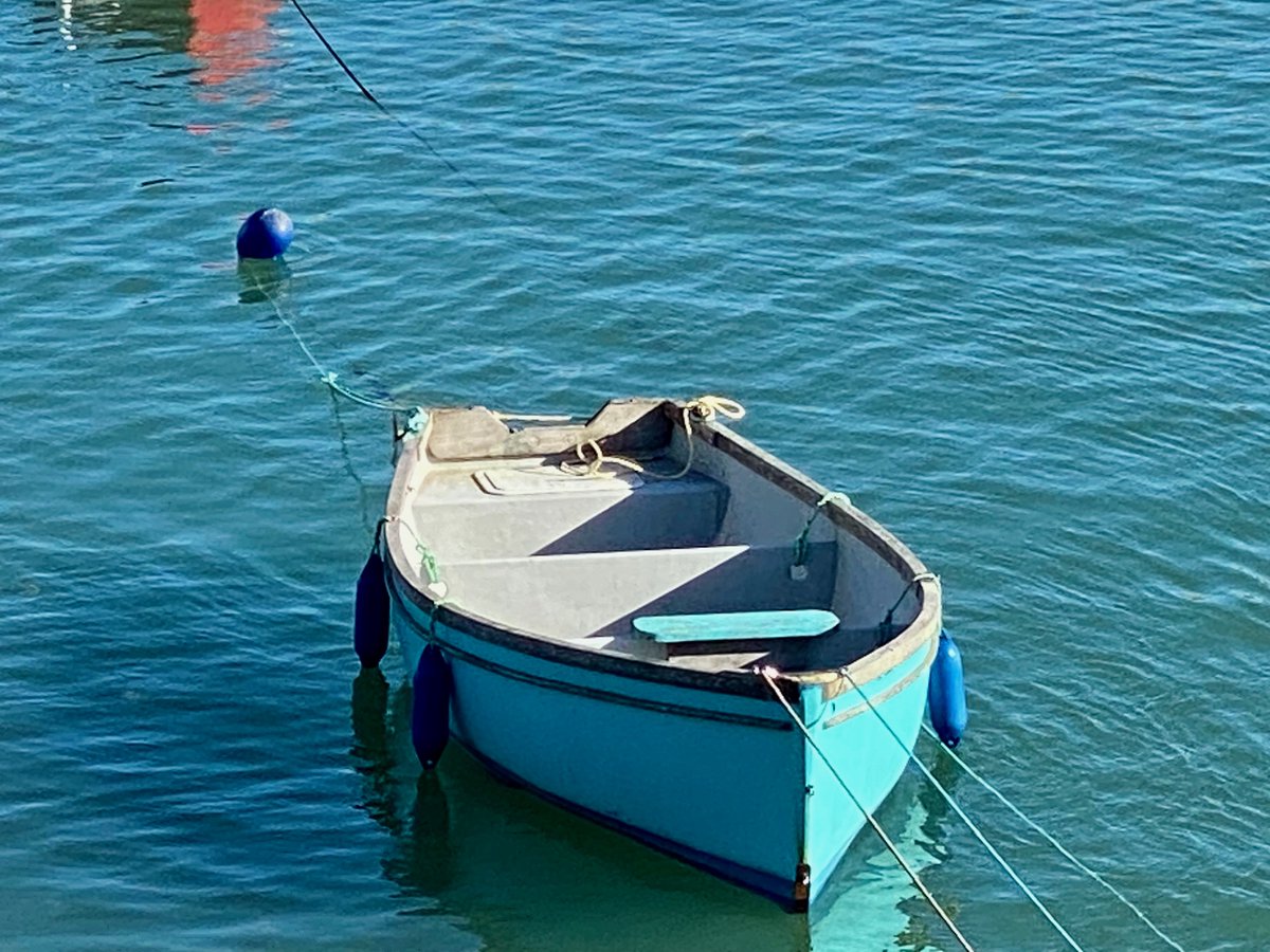 Boats in the late afternoon light. #mousehole #cornwall