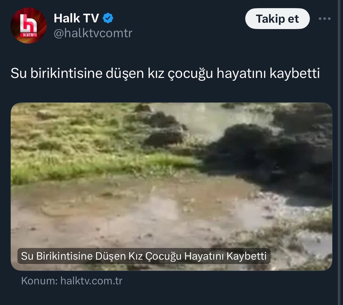 Su birikintisi değil! 👉🏻1,5 metrelik ÇUKUR! Peki o çukuru kim açmış? 👉🏻 CHP’li İBB Onu da yazsanıza ulan biraz şerefiniz, haysiyetiniz ve vicdanınız varsa! @bosunatiklama @halktvcomtr @Darkwebhaber @Medyanin50Tonu