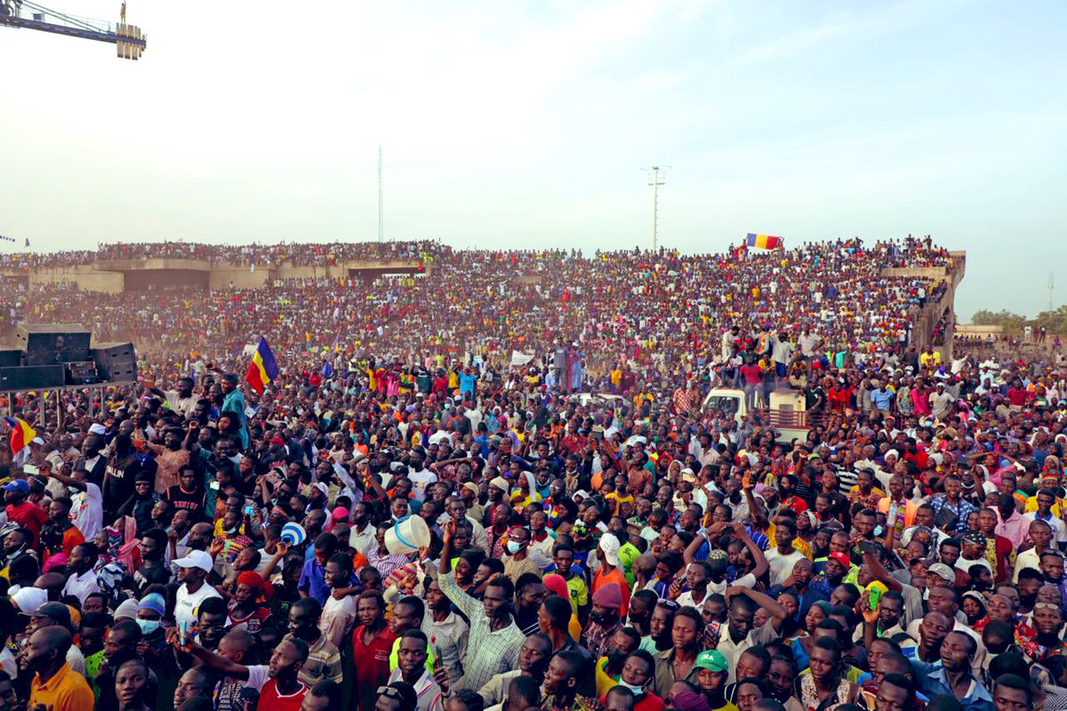 Succes_MASRA's tweet photo. MOUNDOU ÉPOUSTOUFLANT AUJOURD’HUI APRÈS DOBA GIGANTESQUE, SARH INCROYABLE, ABECHE HISTORIQUE , ATI, MONGO….Le besoin de changement est là et la demande de changement est là et le projet de changement est compris par notre Peuple, puisque c’est son projet construit patiemment pour un Tchad réconcilié dans la Justice et l’Egalité, un Tchad pour tous avec tous. #WeShallOvercome