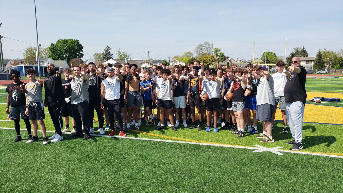 The boys are thinking of you <a href="/ConnorLaverty_6/">Connor Laverty</a> .

Tough times never last...