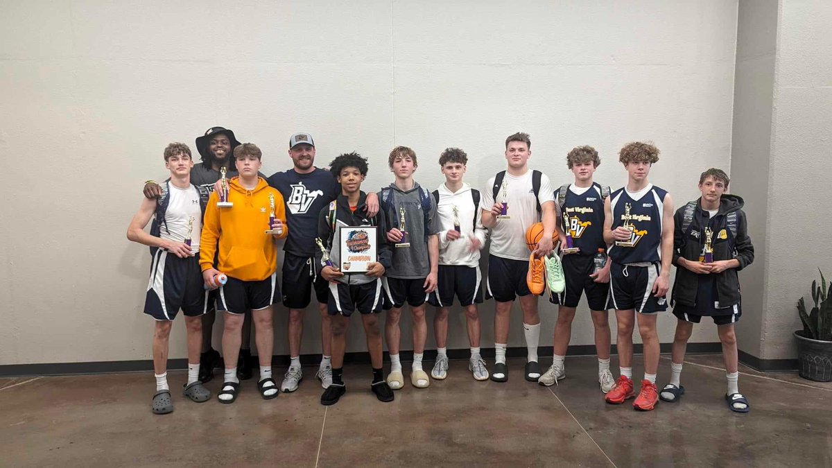 Hard fought 16u championship with my squad @jflow41 @tucker_county @KevinMoses38 @OllyReedSports @BlueChipsNation @wvprepbb @PrepHoops_WV @PrepHoops @ChaseHarler4