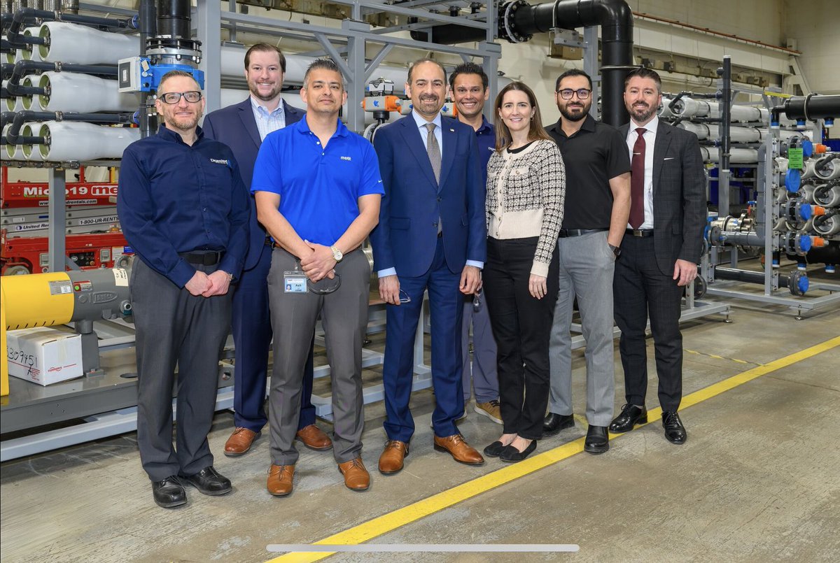 SBADeputyAdm's tweet photo. Welders and scientists work side by side to create advanced filtration systems @DigestedO. 

At @QahwahHouse, entrepreneurs gather to hear how @SBAgov can support their growth. 

Thank you, @ACCESS1971, @RepDebDingell, and @AACCchamber for hosting me in Detroit metro region. https://t.co/jaL4g1B9S2