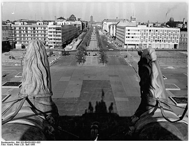 28 April 1966: looking down on Unter den Linden in Berlin from the top of the Brandenburg Gate (via Bundesarchiv)