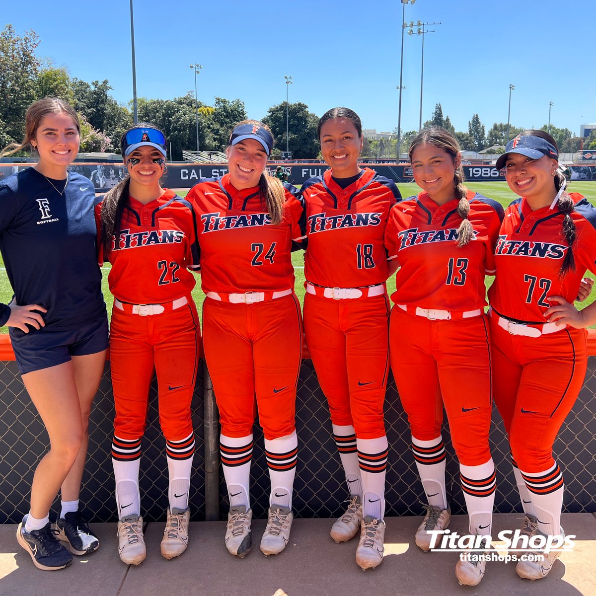 Today's colors presented by @titanshops!!

#TusksUp