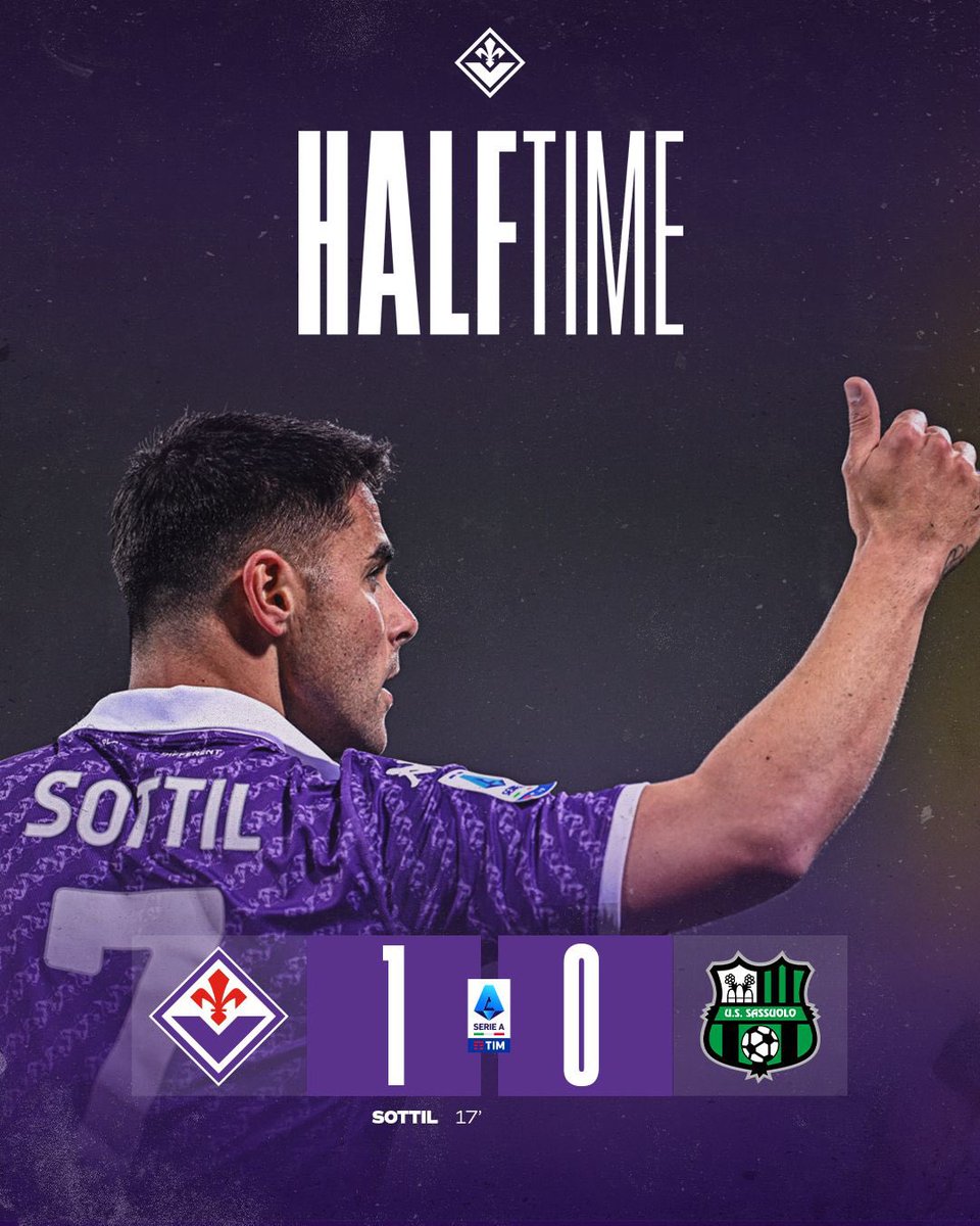We lead at the break. #FiorentinaSassuolo 1 - 0 | 45'