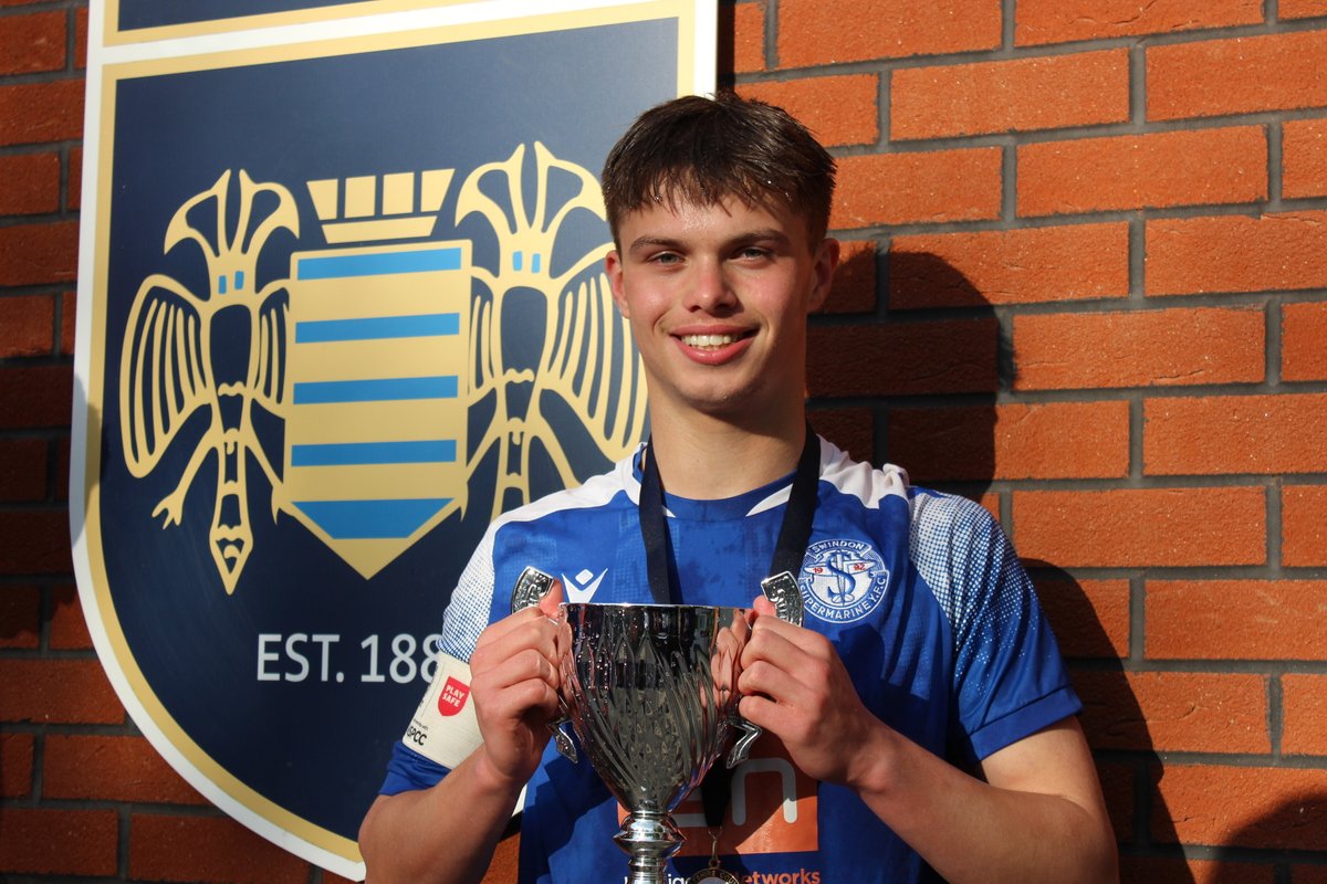 Swindon Supermarine Youth FC (@youthswindon) on Twitter photo U16s | The end of a brilliant season!
Well done Giants!
<a href="/FishBrothersKia/">Fish Brothers Kia</a> <a href="/WiltsCountyFA/">Wiltshire FA</a>
#SupermarineYouth U16s | The end of a brilliant season!
Well done Giants!
<a href="/FishBrothersKia/">Fish Brothers Kia</a> <a href="/WiltsCountyFA/">Wiltshire FA</a>
#SupermarineYouth