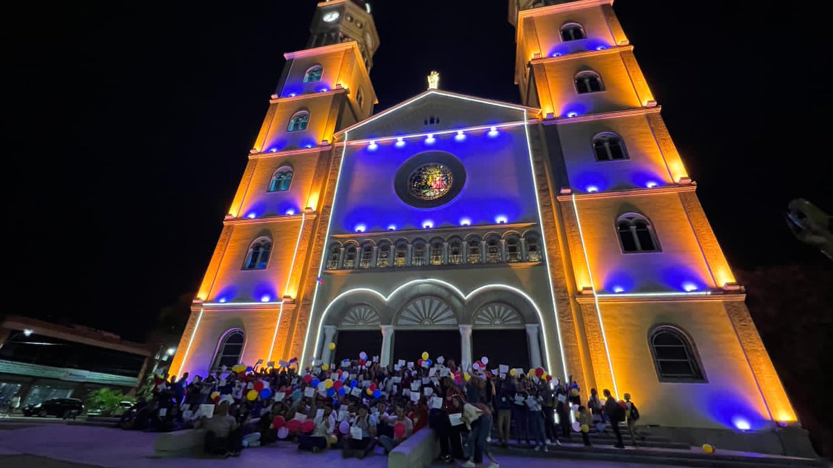 500 monaguenses culminaron con éxito taller de comunicación y liderazgo de la UICOM goo.su/WRDxd #UniónYAcciónPatriótica