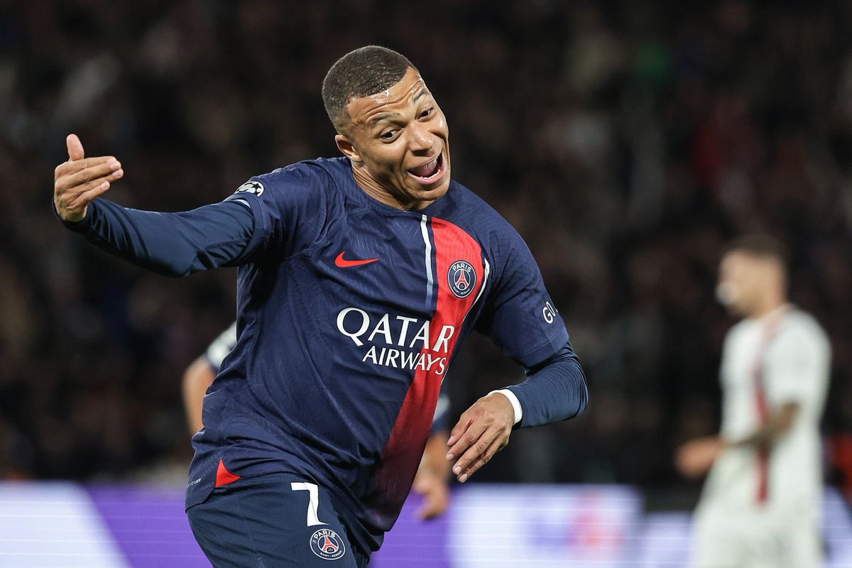 𝟭𝟳 𝗧𝗥𝗢𝗣𝗛𝗜𝗘𝗦❗️ Kylian Mbappe has won his seventh Ligue 1 title and the 17th trophy overall in his career. 🏆🏆🏆🏆🏆🏆🏆 French Ligue 1 🏆🏆🏆 Trophée des Champions 🏆🏆🏆 Coupe De France 🏆🏆 French League Cup 🏆 FIFA World Cup 🏆UEFA Nations League He’s only 25.