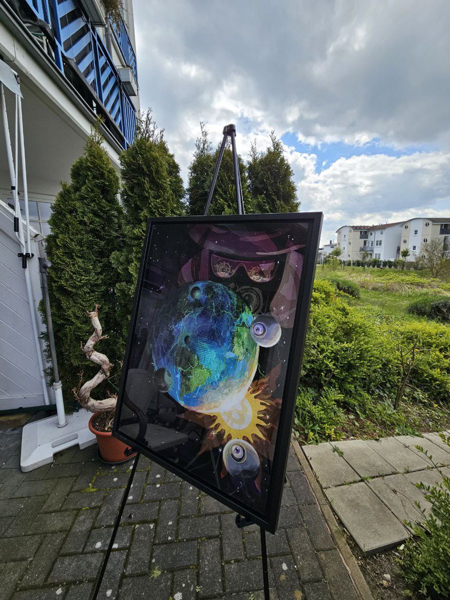 mx12art's tweet photo. Noch nie zuvor gab es eine solche Art von Ausstellung. Die Geschichte begann im Jahr 2015, und erst jetzt findet die größte Ausstellung von #mx12Art statt. Jedes Kunstwerk ist eine Erinnerung an das Leben von #mx12, alles ist miteinander verbunden

#21magazin #Bitcoinart #artstr https://t.co/Wk9GDWJpEV