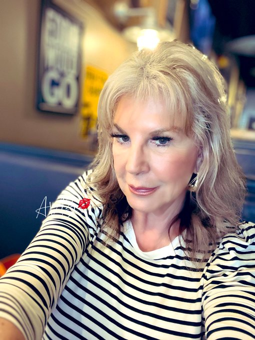 Out and about on a perfect Florida day in Ocala, Florida. Just jeans and a T. 💋 https://t.co/NzhmRHs<a href="/tag/tampa"class="tags"><span>#tampa</span></a><a href="/tag/orlando"class="tags"><span>#orlando</span></a><a href="/tag/xxx"class="tags"><span>#xxx</span></a><a href="/tag/ocala"class="tags"><span>#ocala</span></a><a href="/tag/ultimategilf"class="tags"><span>#ultimategilf</span></a>