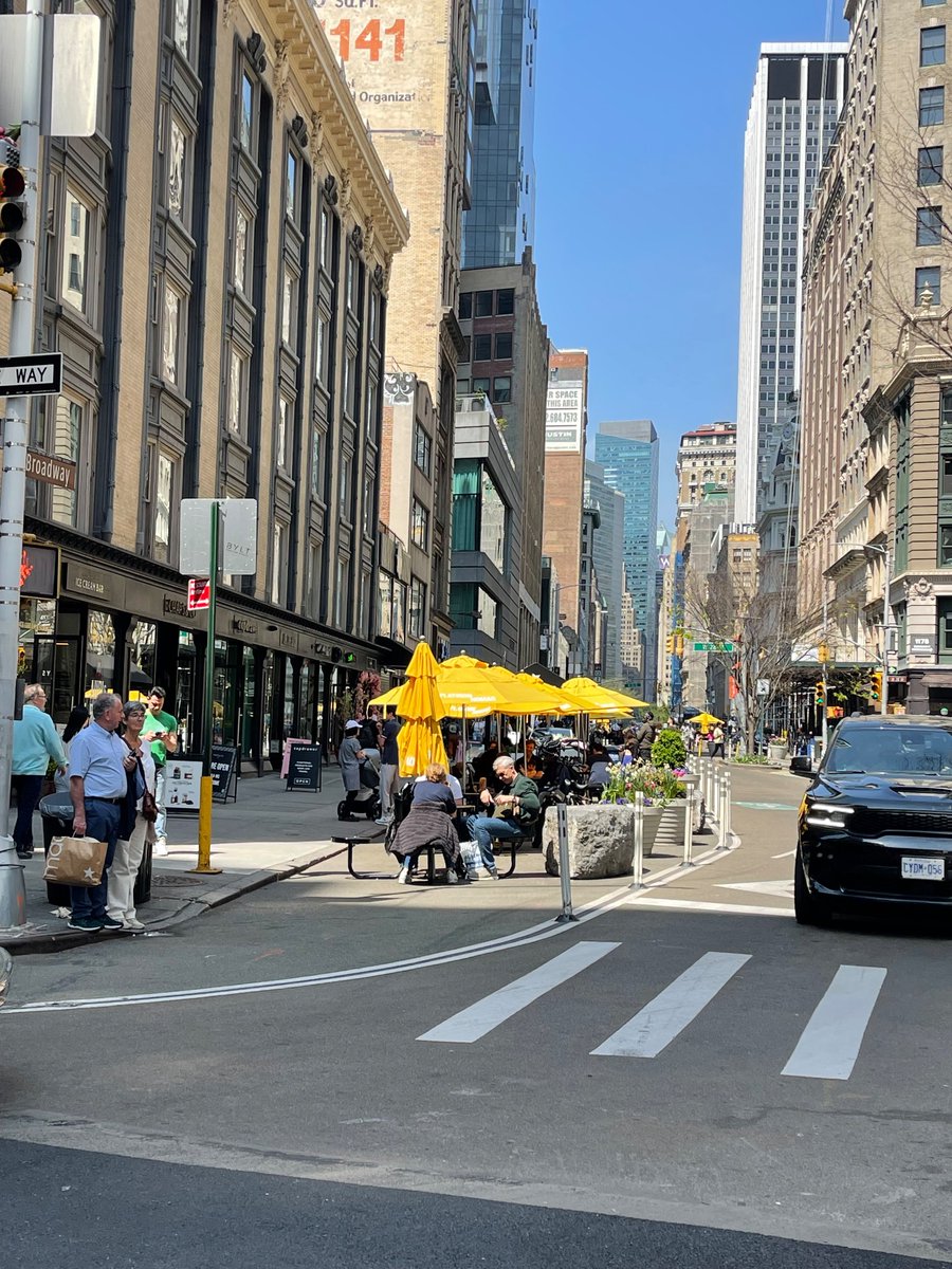 Replacing on-street parking with seating, NoMad