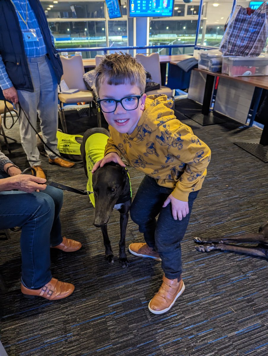 Great first night at the dogs for the kids. Alf and Ams enjoyed the races and fell in love with the retired dogs they went to meet. #GreyhoundRacing #DogRacing @HoveGreyhounds