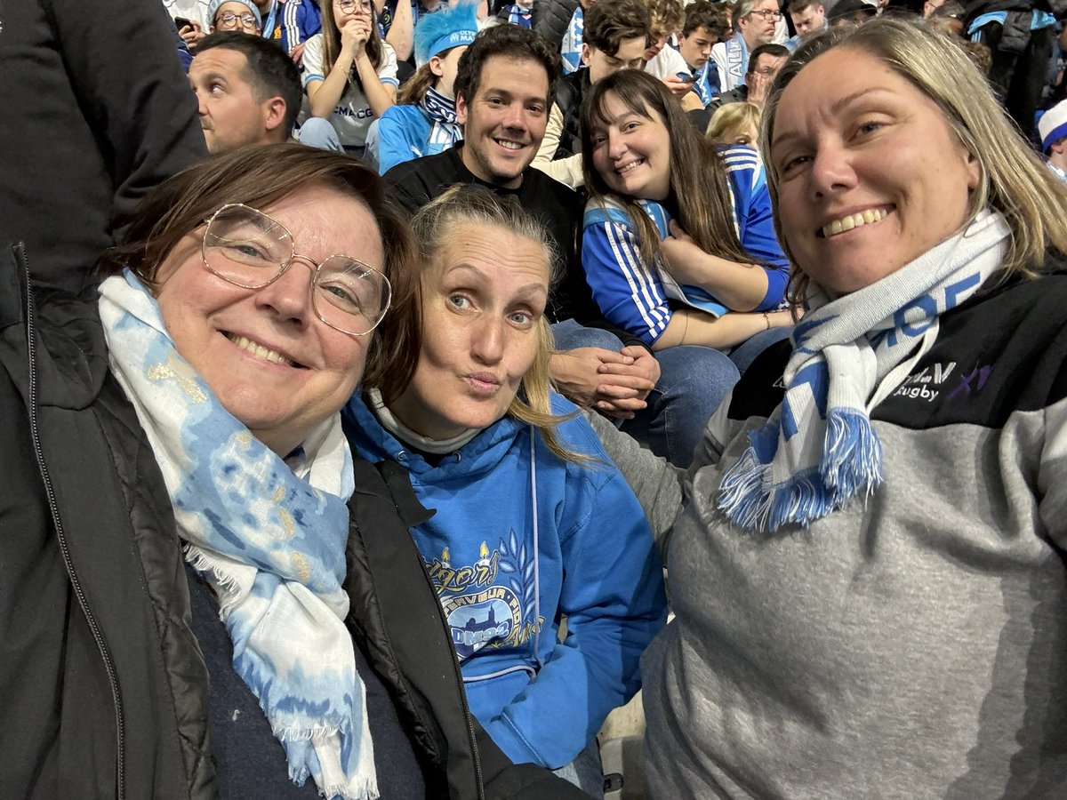 catclaudie's tweet photo. #OMRCL  ON pense à toi @olympienne_Sand 
@galinette013 @FLOJUL13 @MIMI13OM https://t.co/ZvhZtAQJ6T