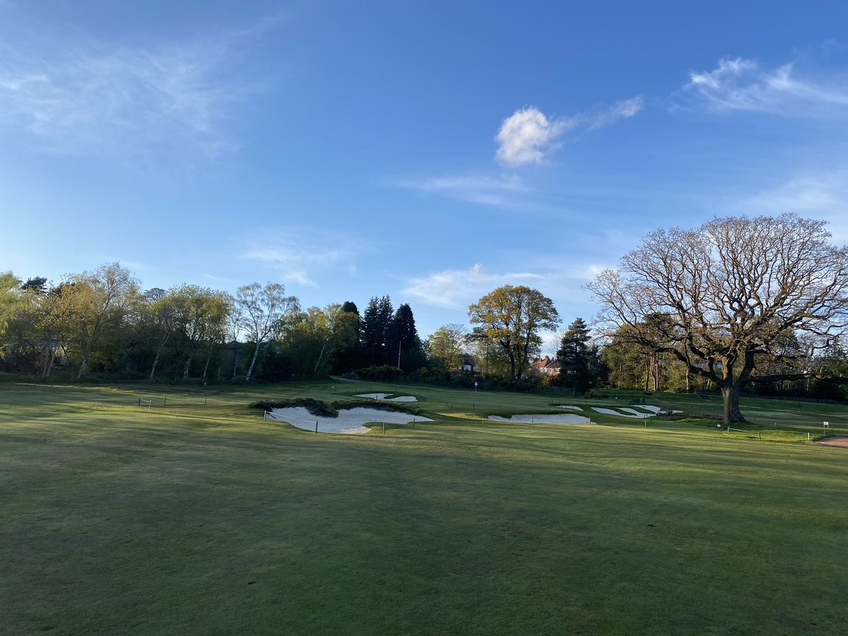 𝐌𝐎𝐎𝐑𝐓𝐎𝐖𝐍 𝐆𝐎𝐋𝐅 𝐂𝐋𝐔B ⛳️ tweet media