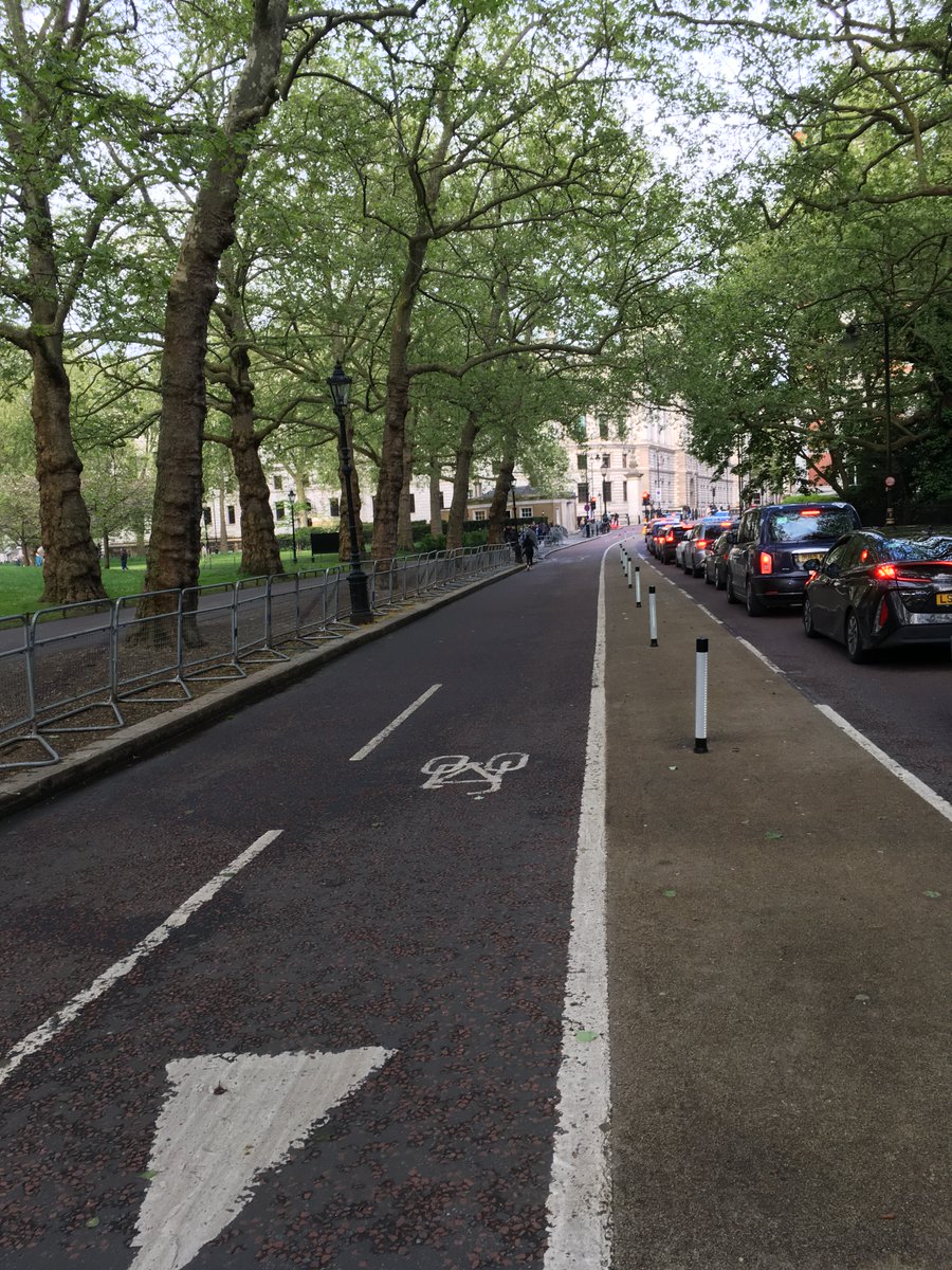A1_bloke (@a1_bloke) on Twitter photo <a href="/theroyalparks/">The Royal Parks</a> great to see the bollards have been replaced to protect #CS3 on Birdcage Walk
<a href="/Westminster_LCC/">Westminster Cycling Campaign</a> @CS3count <a href="/TfL/">TfL</a>
hopefully no repeat incidents of cars in the #CycleLane
x.com/a1_bloke/statu… <a href="/theroyalparks/">The Royal Parks</a> great to see the bollards have been replaced to protect #CS3 on Birdcage Walk
<a href="/Westminster_LCC/">Westminster Cycling Campaign</a> @CS3count <a href="/TfL/">TfL</a>
hopefully no repeat incidents of cars in the #CycleLane
x.com/a1_bloke/statu…