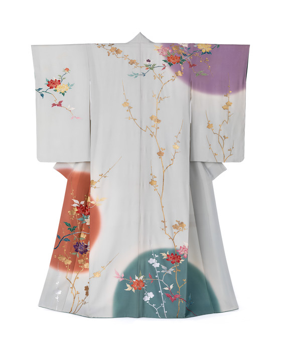 Young Woman’s Kimono (Furisode) with Design of Flowering Peony and Plum Branches, early 1960s

#kimono