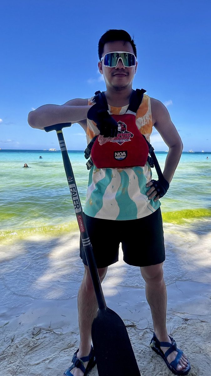 h3ywh9tsURname's tweet photo. Road to finals. LEZ GO!
#paddlers #pdbf #drivenbysharedstrength #amPPhi https://t.co/I8eN8ylaV6