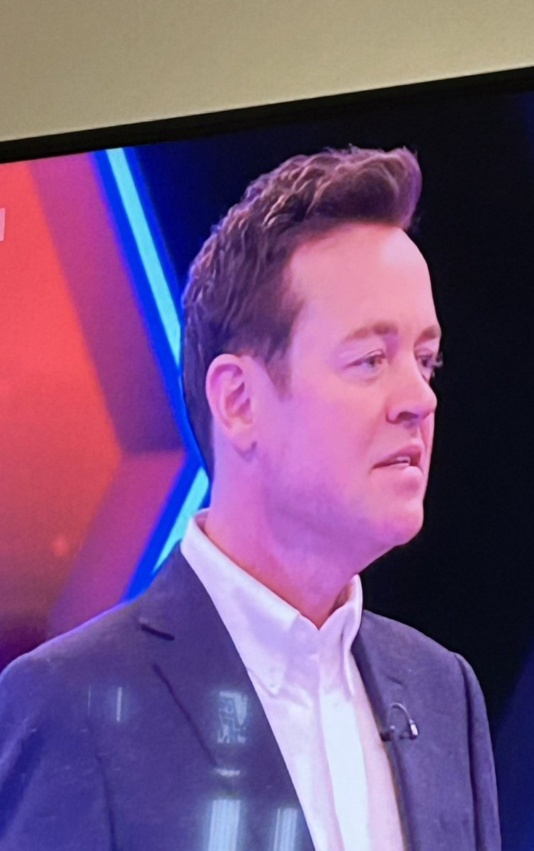 When you realise you’re watching a repeat of #Dealornodeal @StephenMulhern