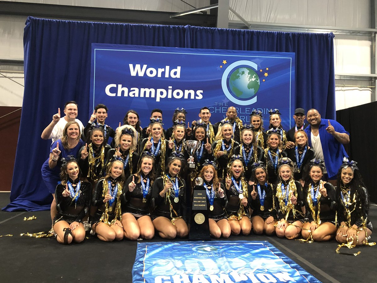 We are your 2024 WORLD CHAMPIONS 🏆

SM4W- this one was for the legacy! 

2016 💍 2017 💍

Undefeated season! Such a dream come true 😻