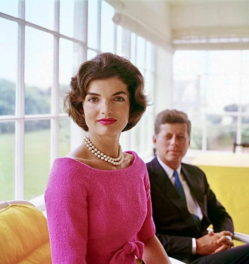 1959: A soon-to-become FLOTUS (oh, and POTUS 😉)…