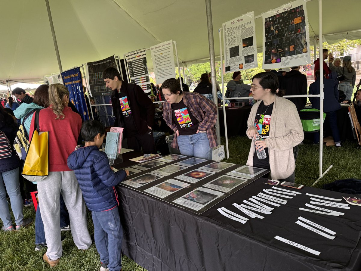 On my first Maryland day, I had the privilege of volunteering as ‘Ask an Astronomer’!🧑‍🚀 Engaging with the kids and explaining our solar system, expanding universe, black holes etc was much more fun than I anticipated. #AstroTerps🐢 #MarylandDay #MDdayAstro @UMDAstronomy @UM_Obs