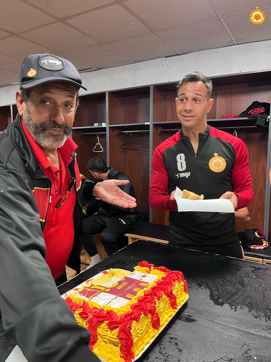 Si quieren pasen que hay postre 🤷🏻‍♂️

#𝗘𝗹𝗖𝗹𝘂𝗯𝗗𝗲𝗹𝗕𝗮𝗿𝗿𝗶𝗼