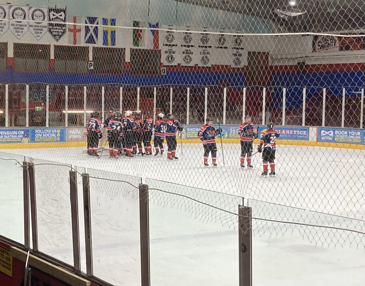 A great night watching @rafvulcansihc tonight at @PI_Peterborough, beating Solihull Jesters 6-2.
Thanks to WO Tye for organising a great night of Staff Development.
@BedsCambsWing @CERegionRAFAC @aircadets