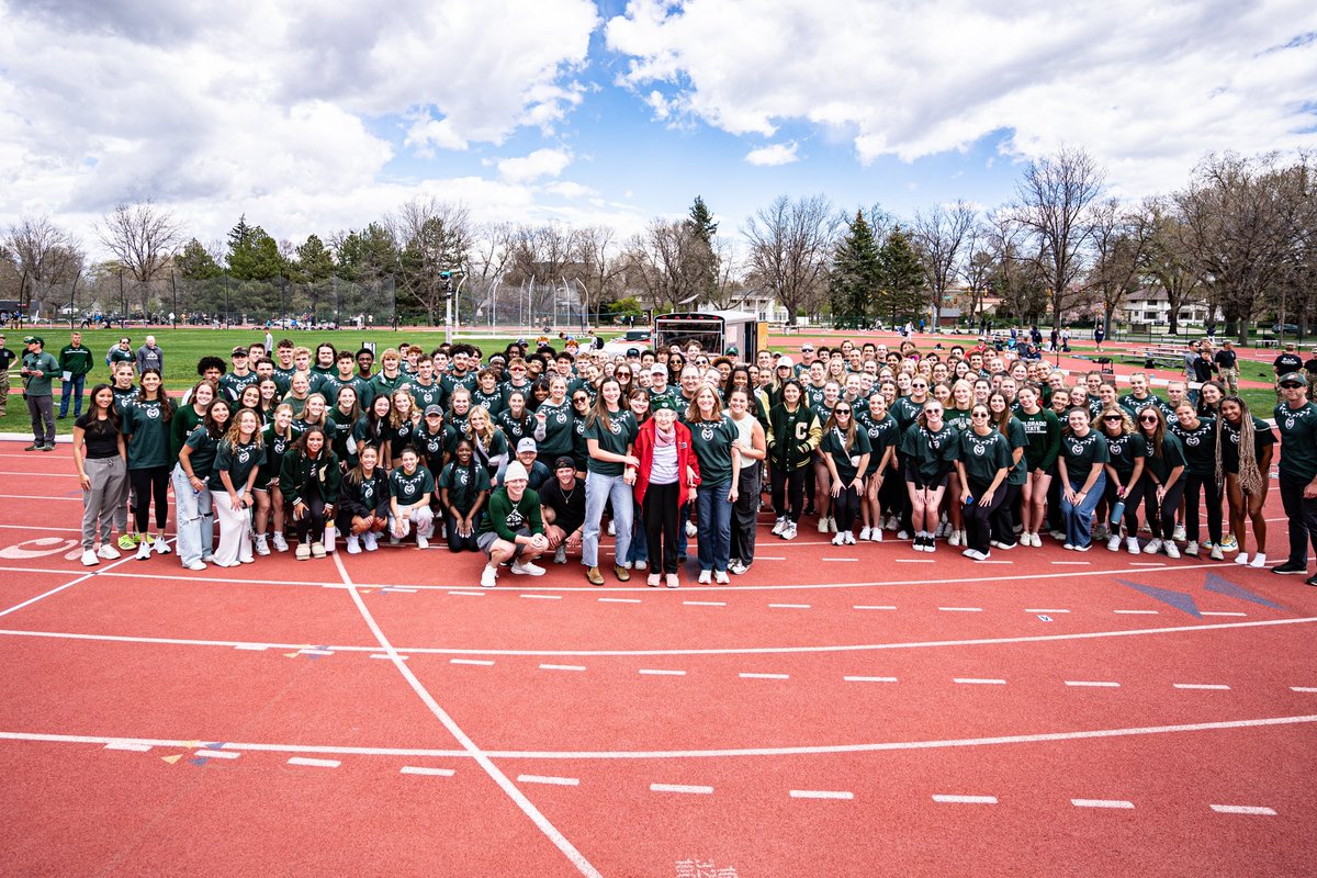 CSUTrackFieldXC's tweet photo. 𝙁𝙤𝙧 𝘾𝙤𝙡𝙩𝙤𝙣 💚💛

Today during the Men’s 400m Hurdles lane 1 was left open to honor Colton Kaase, a rising sophomore who we lost last summer. 

Forever a Ram 🐏 

#Stalwart x #CSURams https://t.co/spEDAu8Uzr