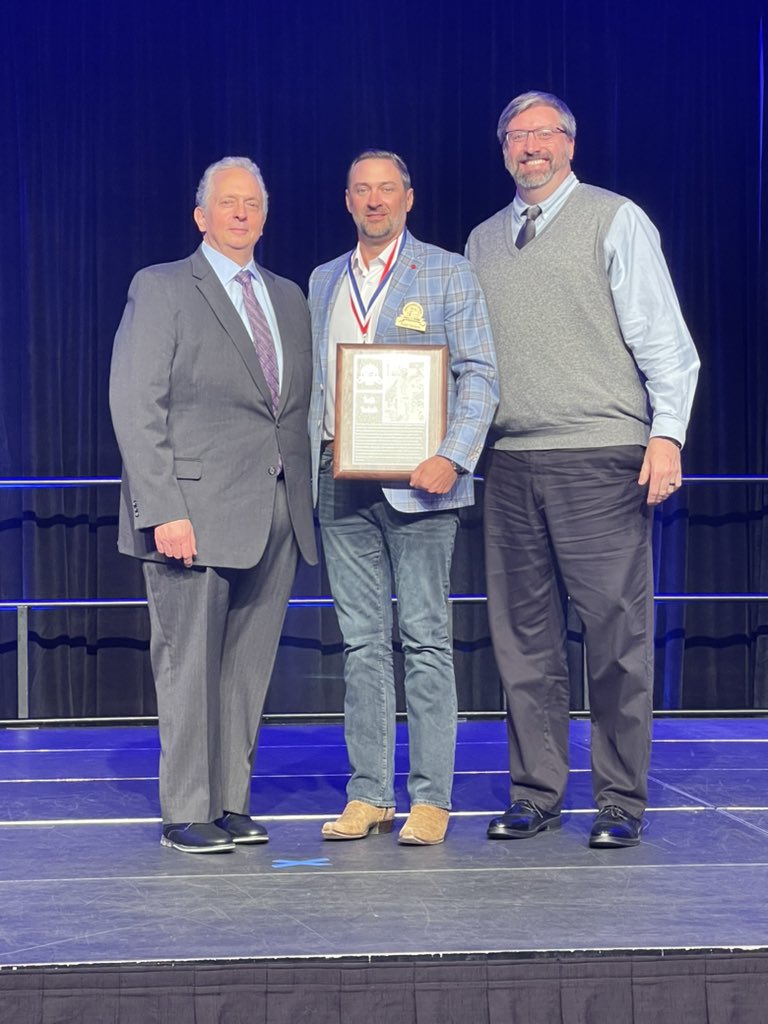 Congrats to Todd Tackett, 2024 inductee to Dawahares/KHSAA Hall of Fame presented by Roberts Insurance #khshof