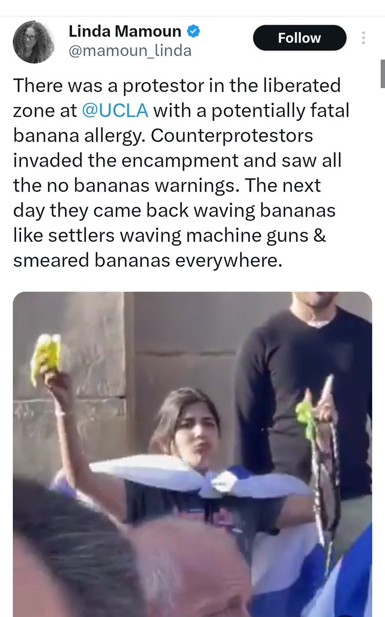 This is beyond silly. Banana allergies mostly cause mild symptoms (itchy throat etc) and are triggered by eating a banana, not seeing one. People are making fun of your drama queening.