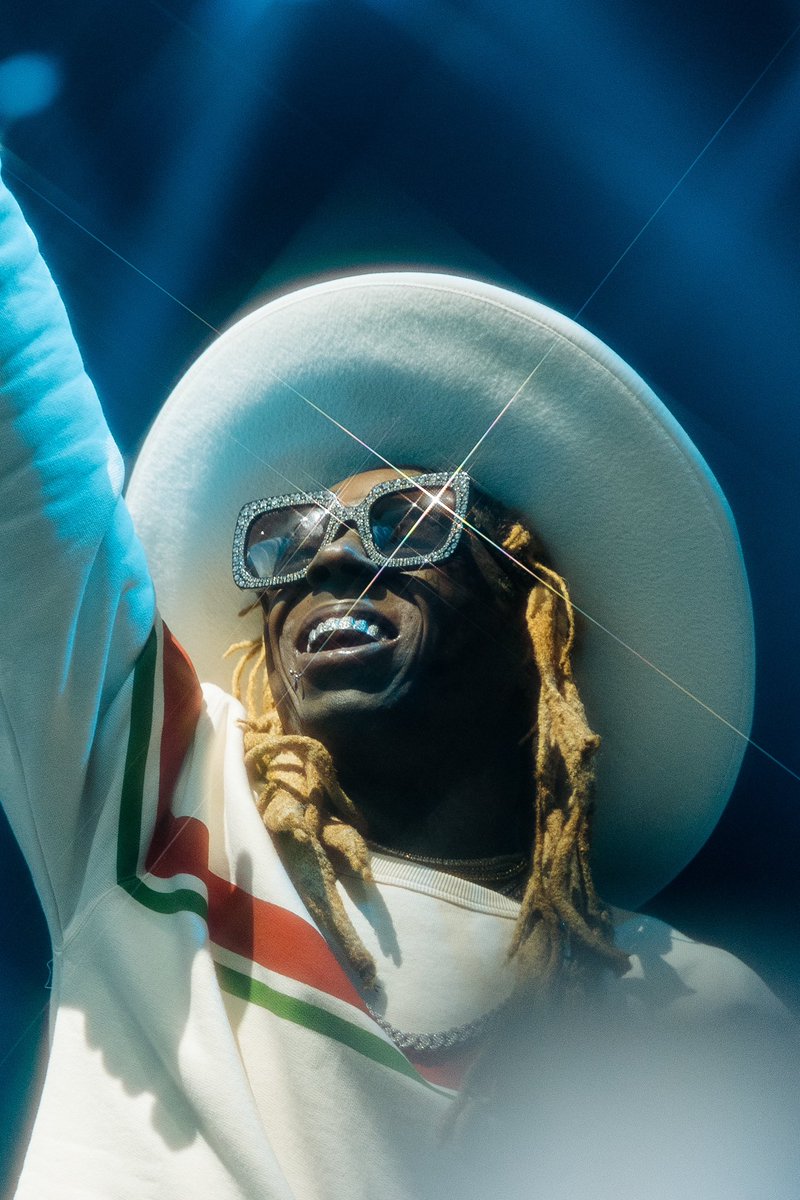 IAMAIMOS's tweet photo. Weezy F baby and the F is for… ? https://t.co/JTygN26MSv