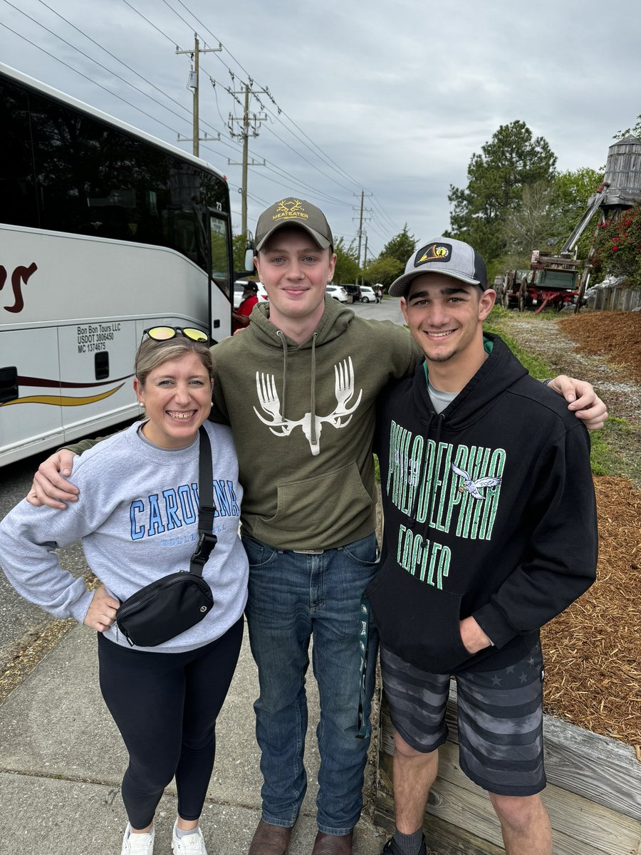 It’s always a good day when you run into former students on a trip! So happy I got to see these two and catch up on their adventures at The Apprentice School! I couldn’t be prouder of these young men - what a great surprise!!