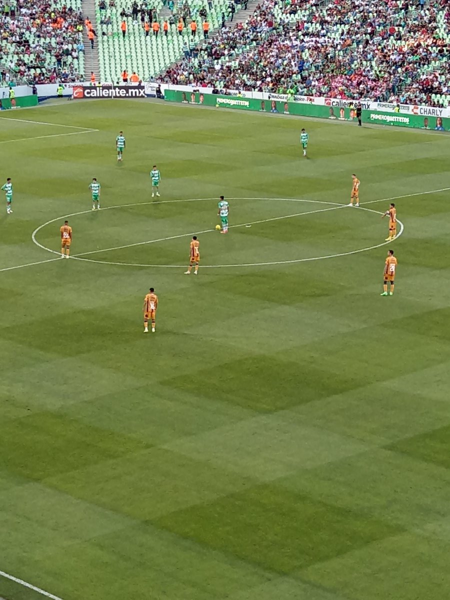 Empieza el segundo tiempo del encuentro entre @ClubSantos y @clubsanluis.