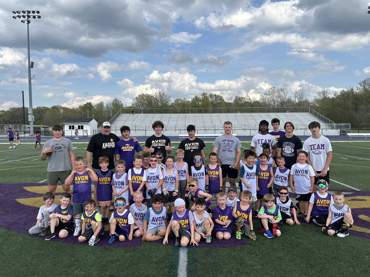 coach_elderm's tweet photo. The youngest Avon Eagles were balling today at Mark Walberg Stadium.  The class of 2036 is looking strong! 💪🏻🏈🦅🇺🇸 #ItsA… #TraditionDoesNotGraduate https://t.co/Fu5v891iJX