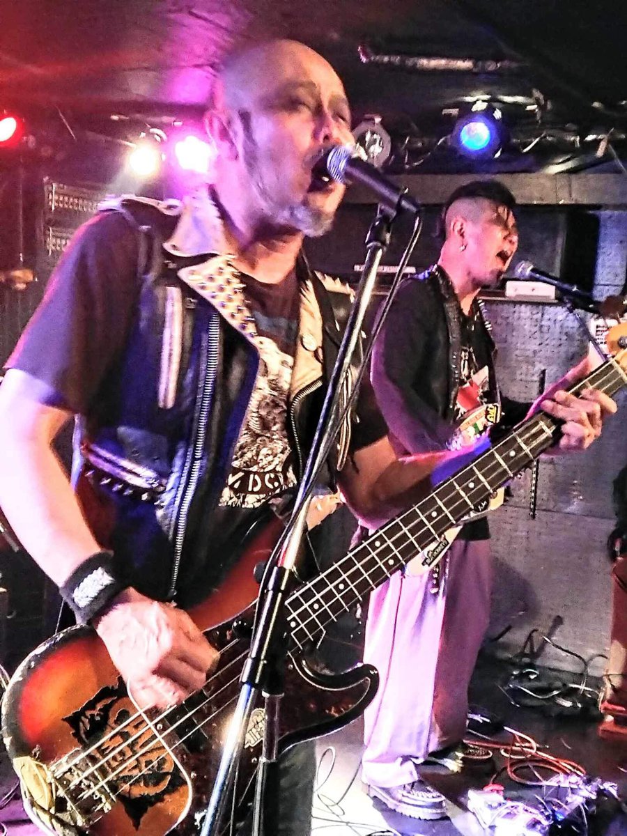 GuyOrigin's tweet photo. 4月28日
悪の華
ORIGIN OF M
2024年新体制
ライブ終了しました!
ハコも企画も対バンも最高なメンツの中
やらせていただき
ありがとうございました!
また東京でライブしたいです!
#originofm
#hiroshimahardcorepunk https://t.co/5BPHmxrdJo