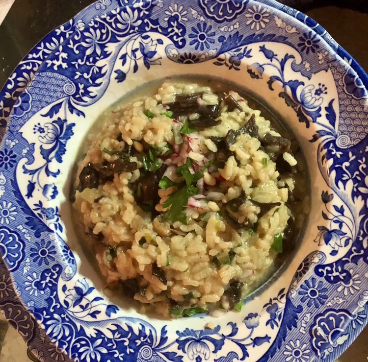 #AlphabetChallenge #WeekR

R is for mushroom risotto! 🧑🏽‍🍳

Also, congratulations to everyone who survived #WeekQ!

Onwards and upwards!