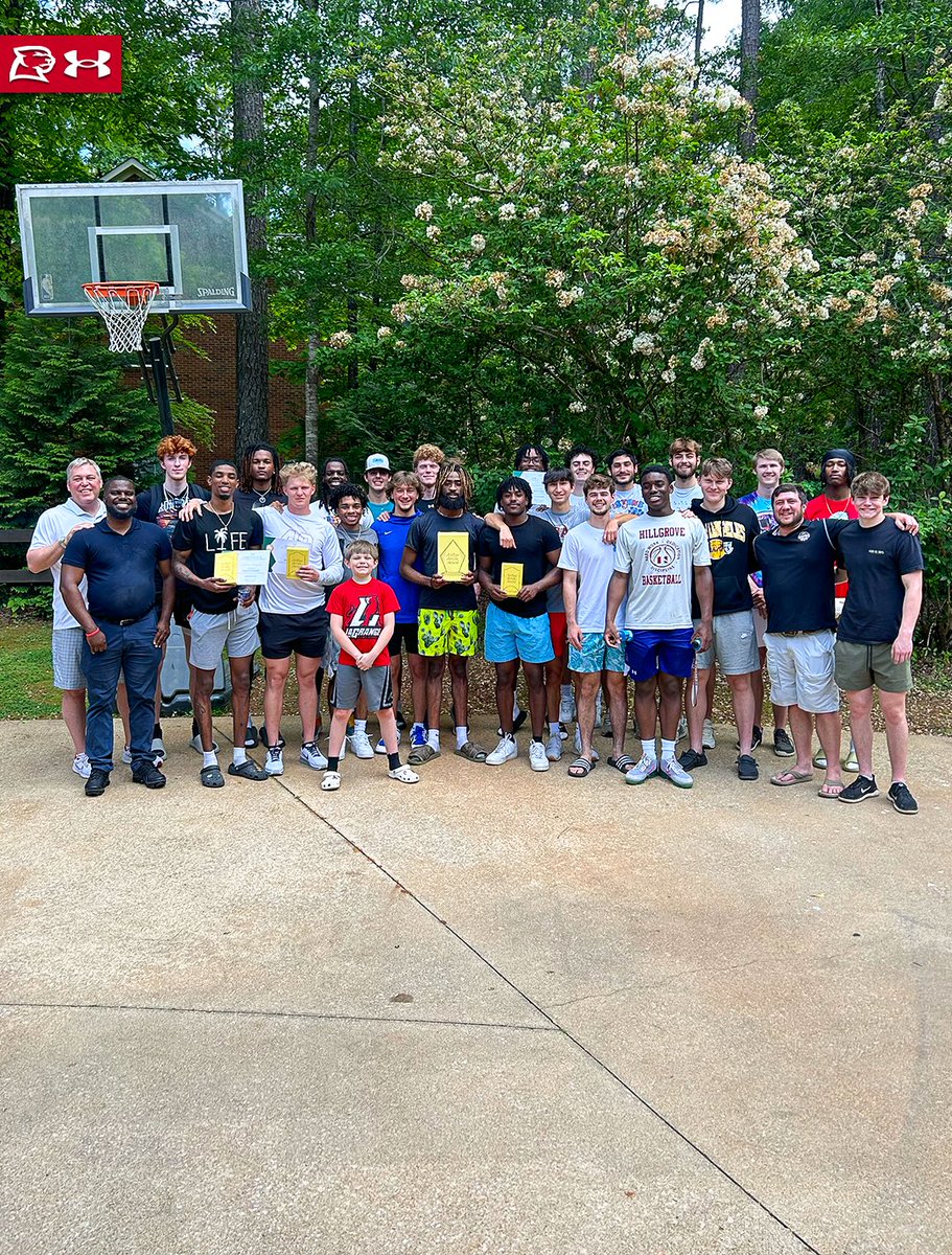 LaGrangeMBB's tweet image. 𝟐𝟎𝟐𝟑-𝟐𝟒 𝐒𝐞𝐚𝐬𝐨𝐧 ✅

Great time today spending time with the team and competing one last time before summer! Thank you to everyone who made this season a success!

#MilesToGo