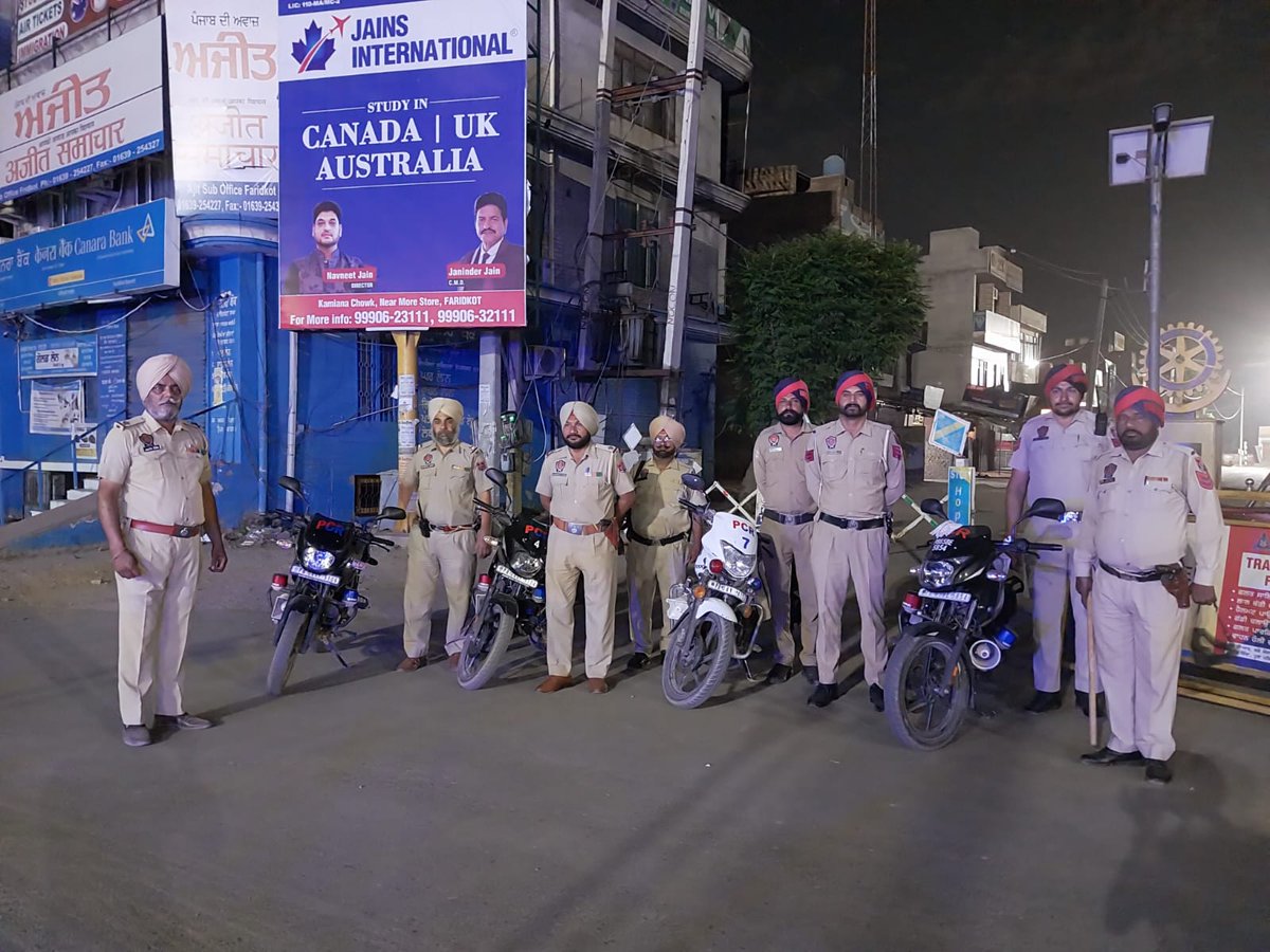 PCR Motorcycle Police personnel conducted continuous patrolling during night time for the safety of the people and to crack down on anti-social elements.
#YourSafetyIsOurPriority