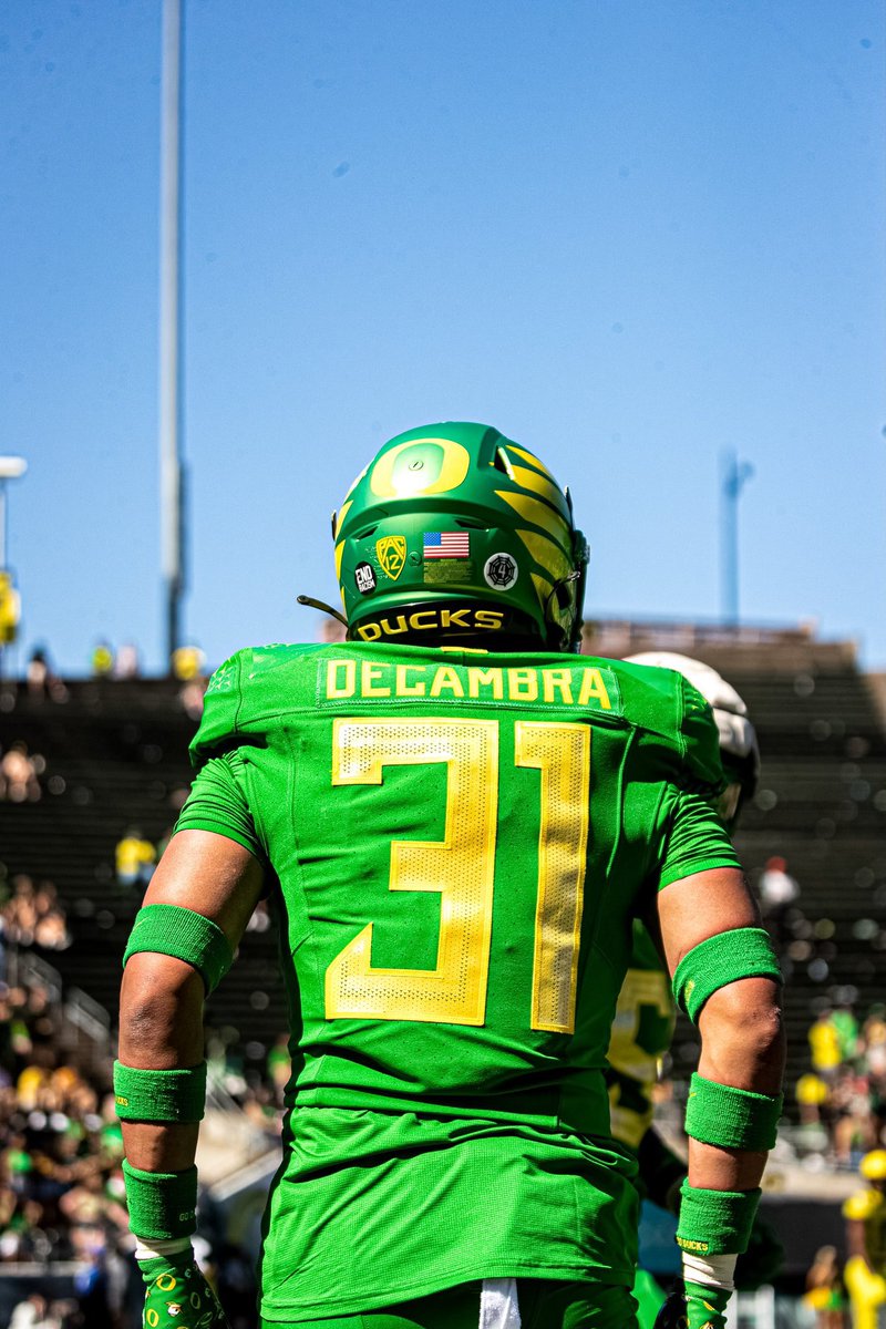 mzenitz's tweet photo. Oregon defensive back Kodi DeCambra has entered the portal, @chris_hummer and I have learned for @247sports.

Was a Class of 2023 four-star recruit.

https://t.co/tfsqlbEOCF https://t.co/u6vjENV36P