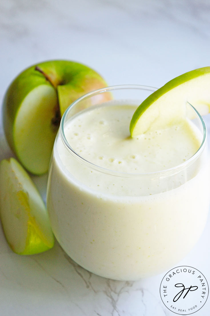Green Apple Smoothie Recipe (Sour Apple Smoothie) @graciouspantry thegraciouspantry.com/green-apple-sm… #NoAddedGluten #Vegan #AllergyFriendlyRecipes #Smoothies #Vegetarian #NoAddedEggs #NoAddedDairy