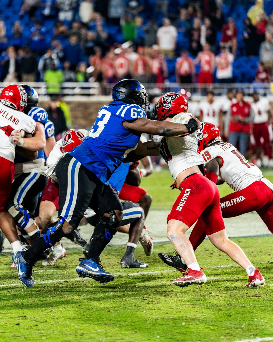 DukeATHLETICS's tweet photo. From Durham to The League! π
Graham Barton β‘οΈ Tampa Bay Buccaneers (1st Round, Pick 26)
DeWayne Carter β‘οΈ Buffalo Bills (3rd Round, Pick 95)
Jacob Monk β‘οΈ Green Bay Packers (5th Round, Pick 163)
Congrats to all of our @DukeFOOTBALL draftees! https://t.co/2V7fbujPib