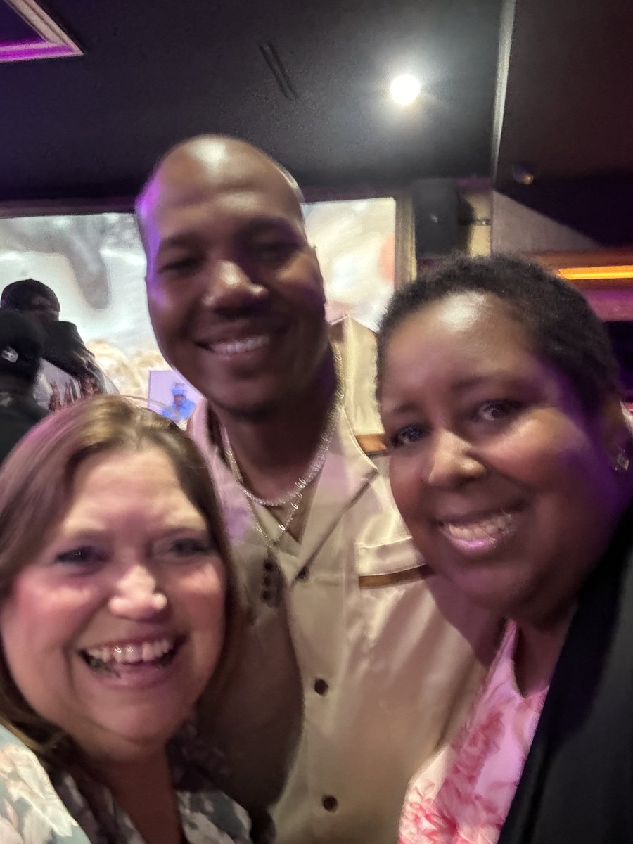 SOAMediaAddicts's tweet photo. #PowerForceWeekend in full effect!! 🥳🥳 @RealKrisDLofton @isaackeys @GioJohnson_ @LucienCambric @YourBFCantCook event is lit!! The whole family is here ❤️🥰❤️🥰 @JosephSikora4 ?? 🎥🎥🎥 #AddictsInChicago https://t.co/wD7kHUh59t
