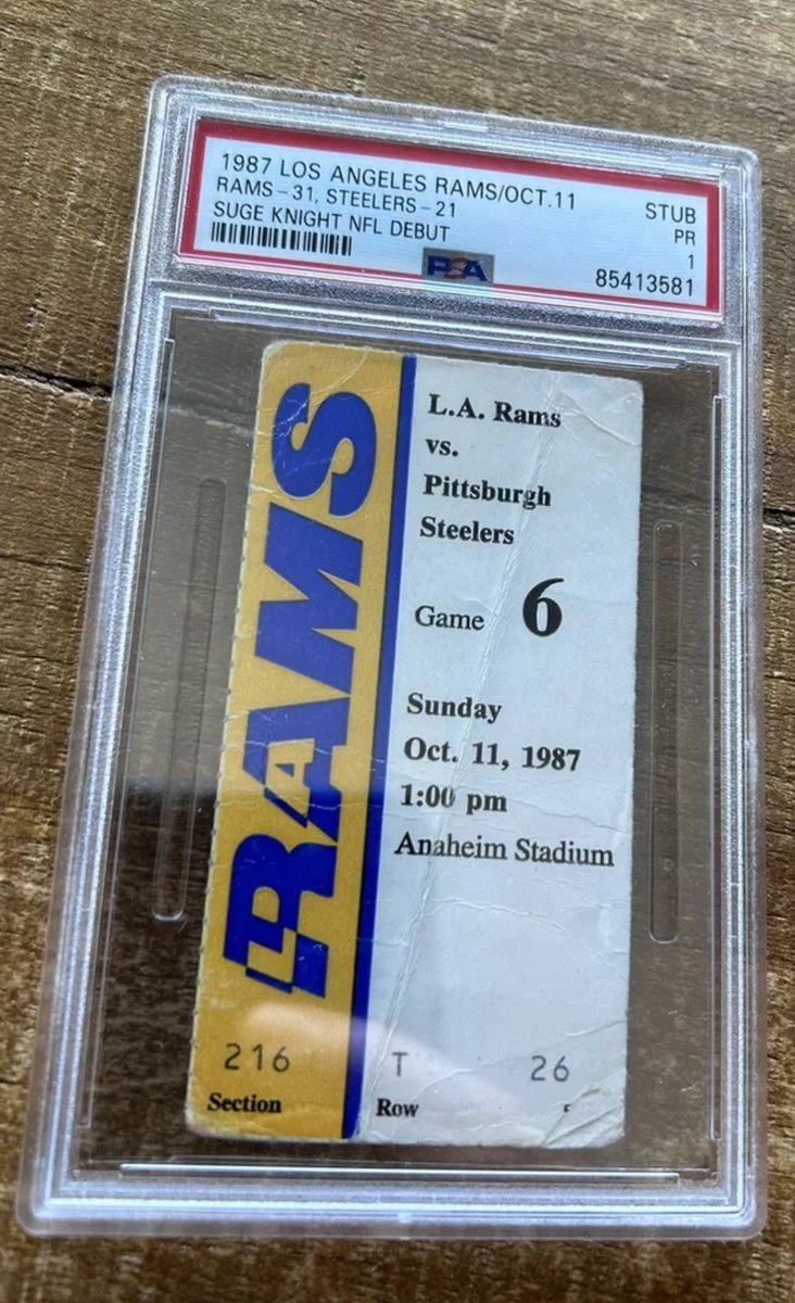 Didn’t expect to see this NFL Debut slabbed. Sold tonight on eBay for $202.